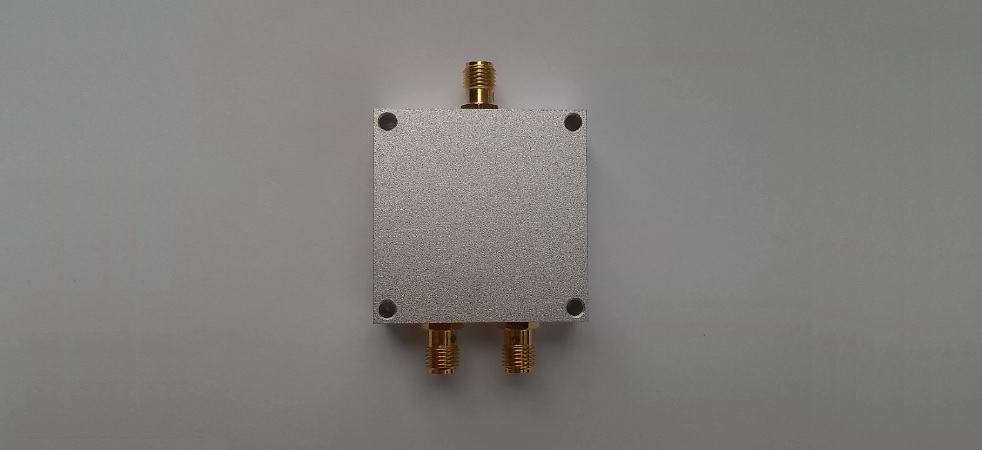 TPD065270A2 650-2700MHz 2 way power divider